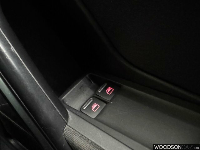 Volkswagen Beetle Beetle Design Tsi Bluemotion Technology Black #15