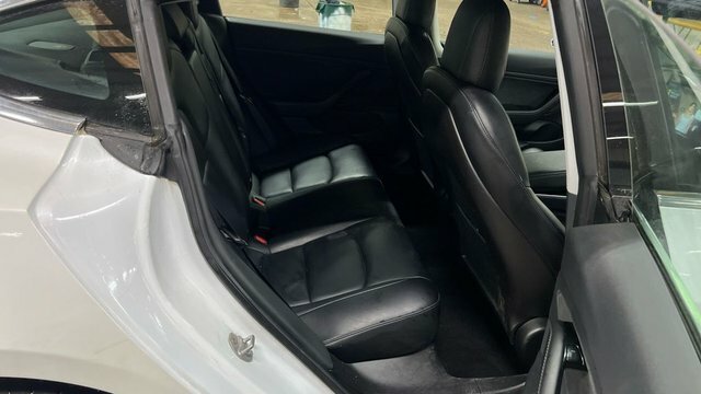Tesla Model 3 2019 Dual Motor Performance Saloon White #4