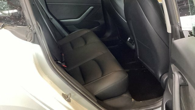 Tesla Model 3 2021 Standard Range Plus Saloon White #4
