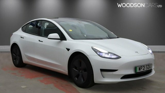 Tesla Model 3 2021 Standard Range Plus Saloon White