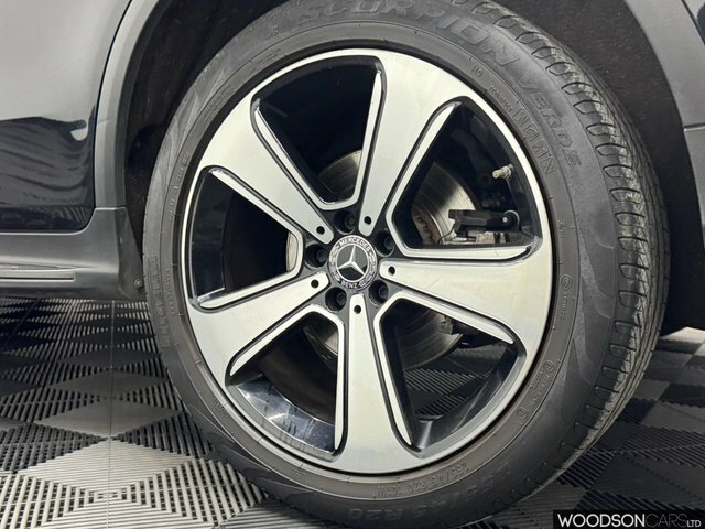 Mercedes-Benz GLC Class 2019 2.1 Glc220d Urban Edition Suv G-tr Black #3
