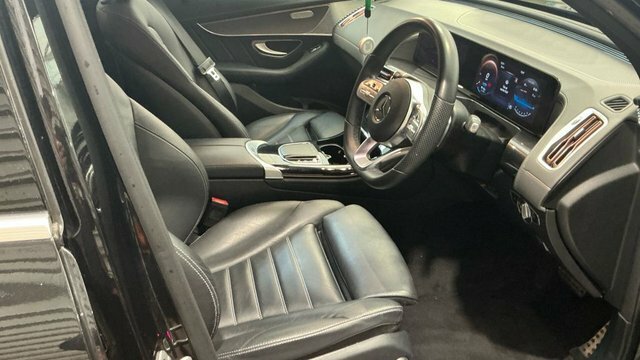 Mercedes-Benz EQC 2022 Eqc 400 80Kwh Amg Line Suv Black #3