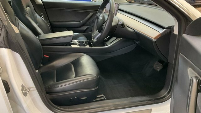 Tesla Model 3 2019 Standard Range Plus Saloon White #3