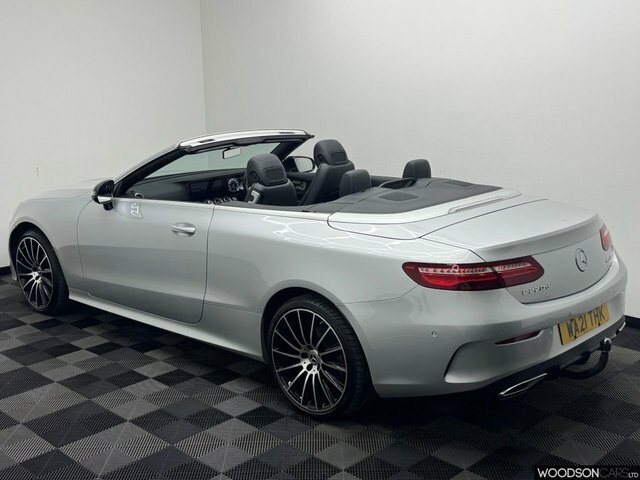 Mercedes-Benz E Class 2021 2.0 E220d Amg Line Cabriolet G-tro Silver #2