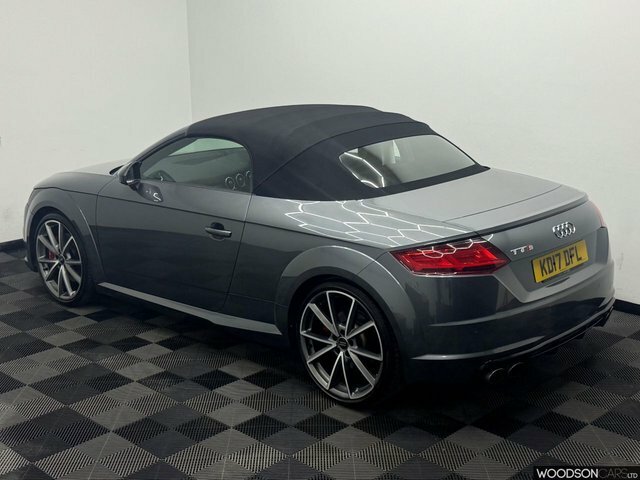 Audi TTS 2017 2.0 Tfsi Black Edition Roadster Ma Black #4