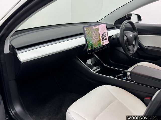 Tesla Model 3 2020 Standard Range Plus Saloon Black #3