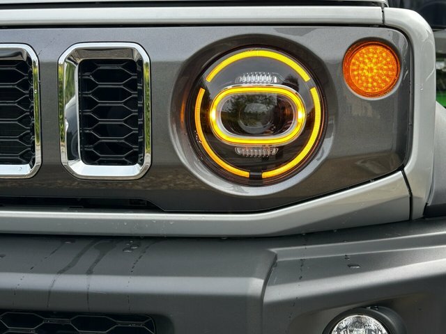 Suzuki Jimny Suv Silver #4