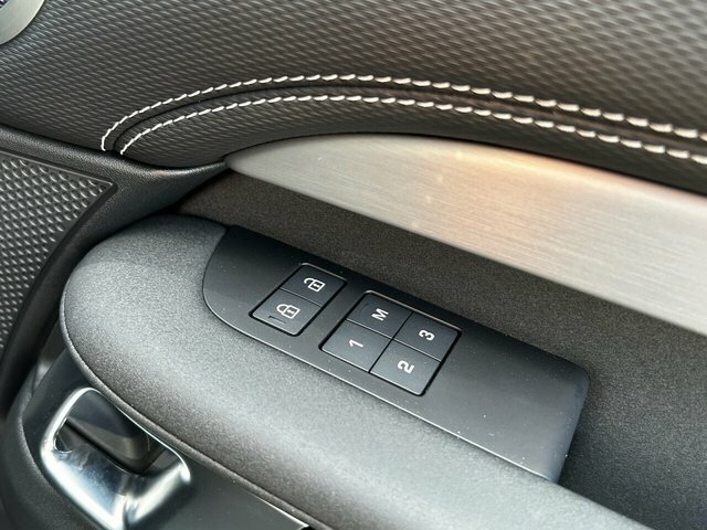 Land Rover Discovery D350 Dynamic Se Eiger Grey Grey #47