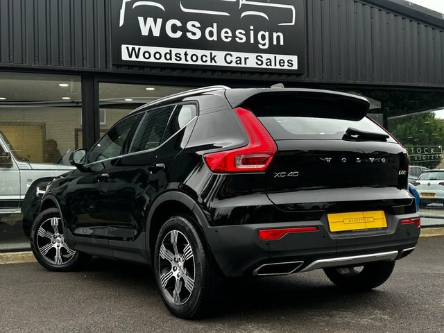 Volvo XC40 Suv GF69JJZ Black #2