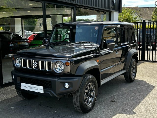 Suzuki Jimny Sierra White #8