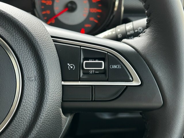 Suzuki Jimny Sierra White #35