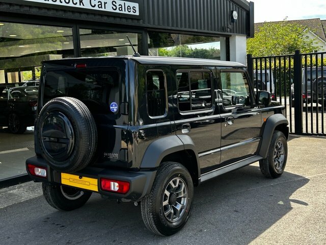Suzuki Jimny Sierra White #19