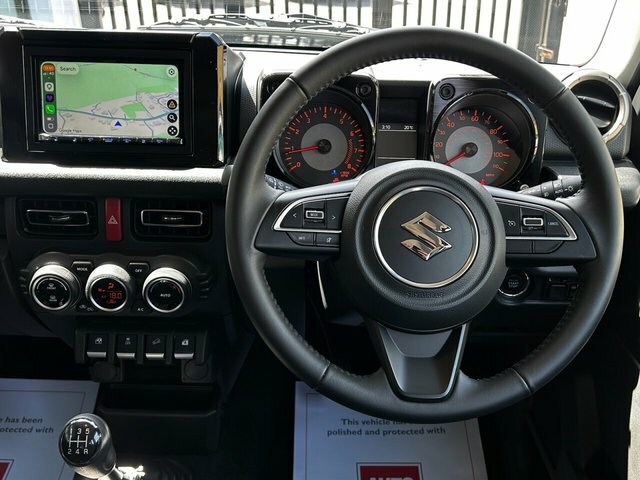 Suzuki Jimny Sierra White #23