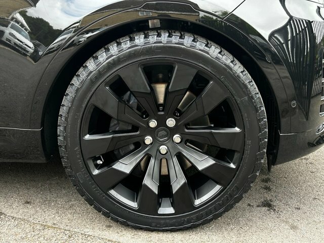 Land Rover Discovery D350 Dynamic Hse Santorini Black Black #17