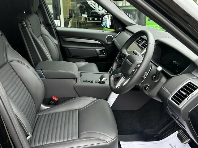 Land Rover Discovery D350 Dynamic Hse Santorini Black Black #26