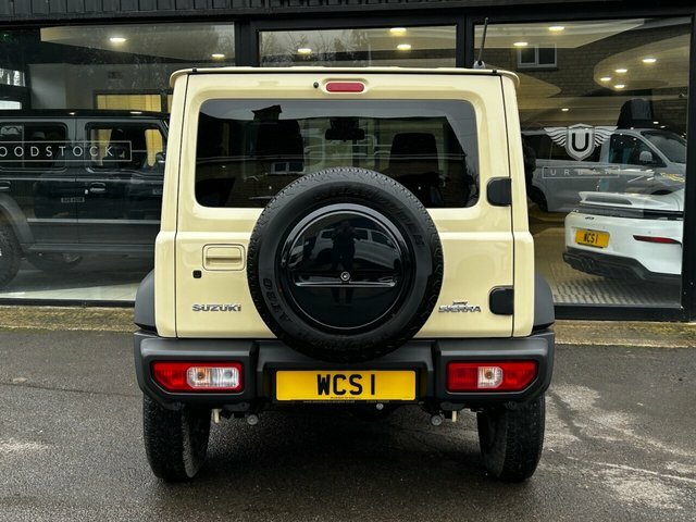 Suzuki Jimny 1.5 Sz5 Allgrip Yellow #18