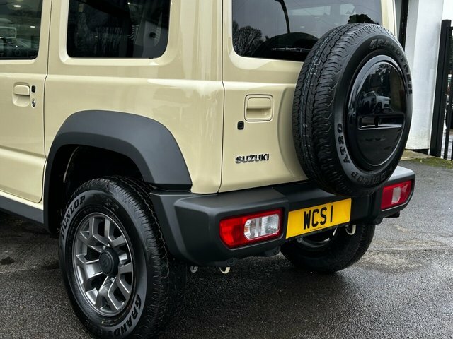 Suzuki Jimny 1.5 Sz5 Allgrip Yellow #15