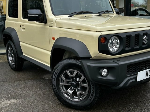 Suzuki Jimny 1.5 Sz5 Allgrip Yellow #11