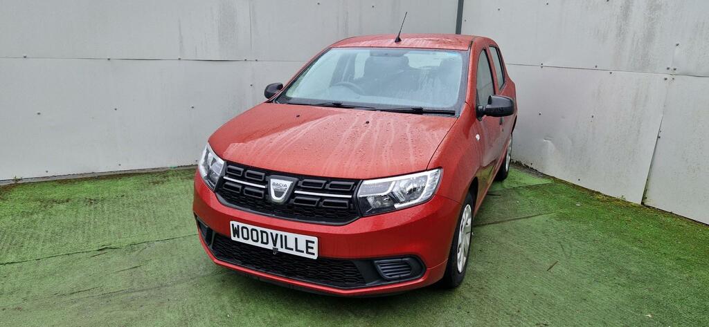 Dacia Sandero Ambiance Sce Red