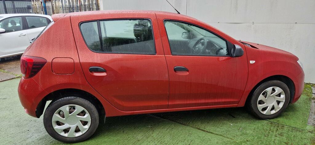 Dacia Sandero Ambiance Sce Red #6