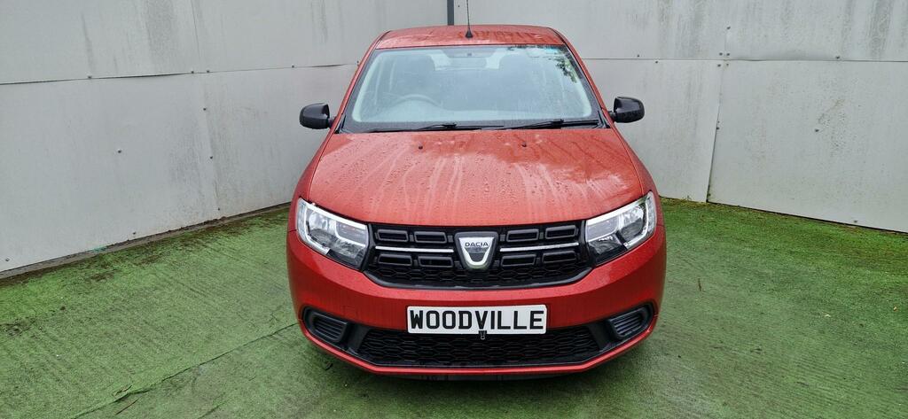 Dacia Sandero Ambiance Sce Red #2