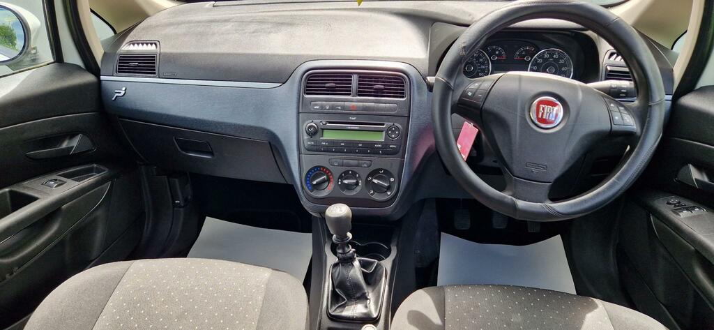 Fiat Grande Punto 1.4 Active Hatchback Blue #11