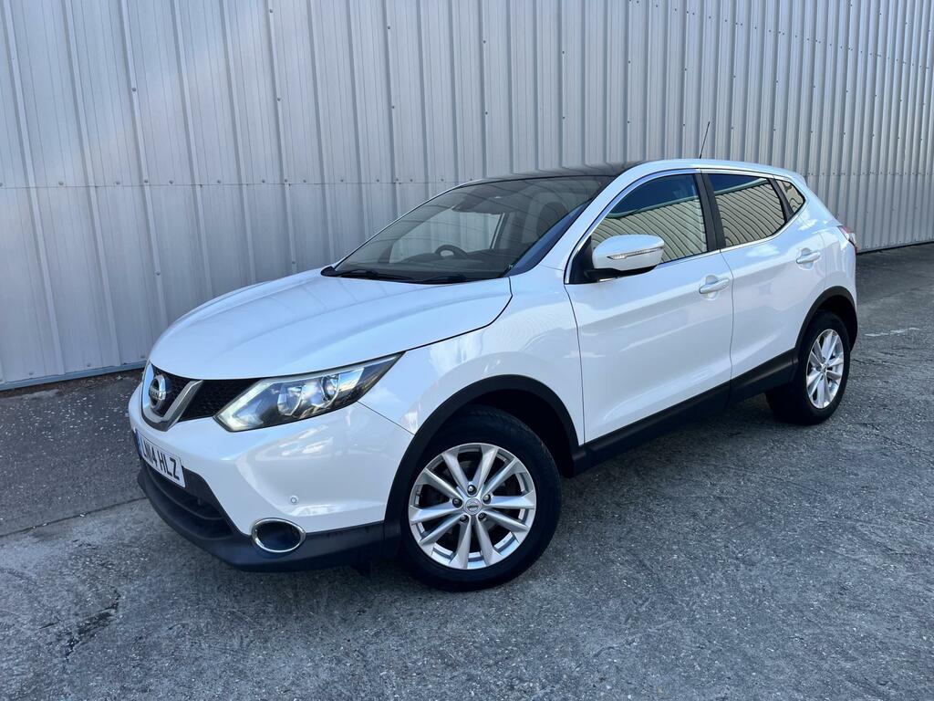 Nissan Qashqai Acenta Premium White