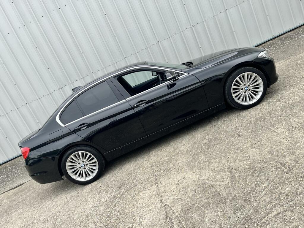 BMW 3 Series Luxury Black #6