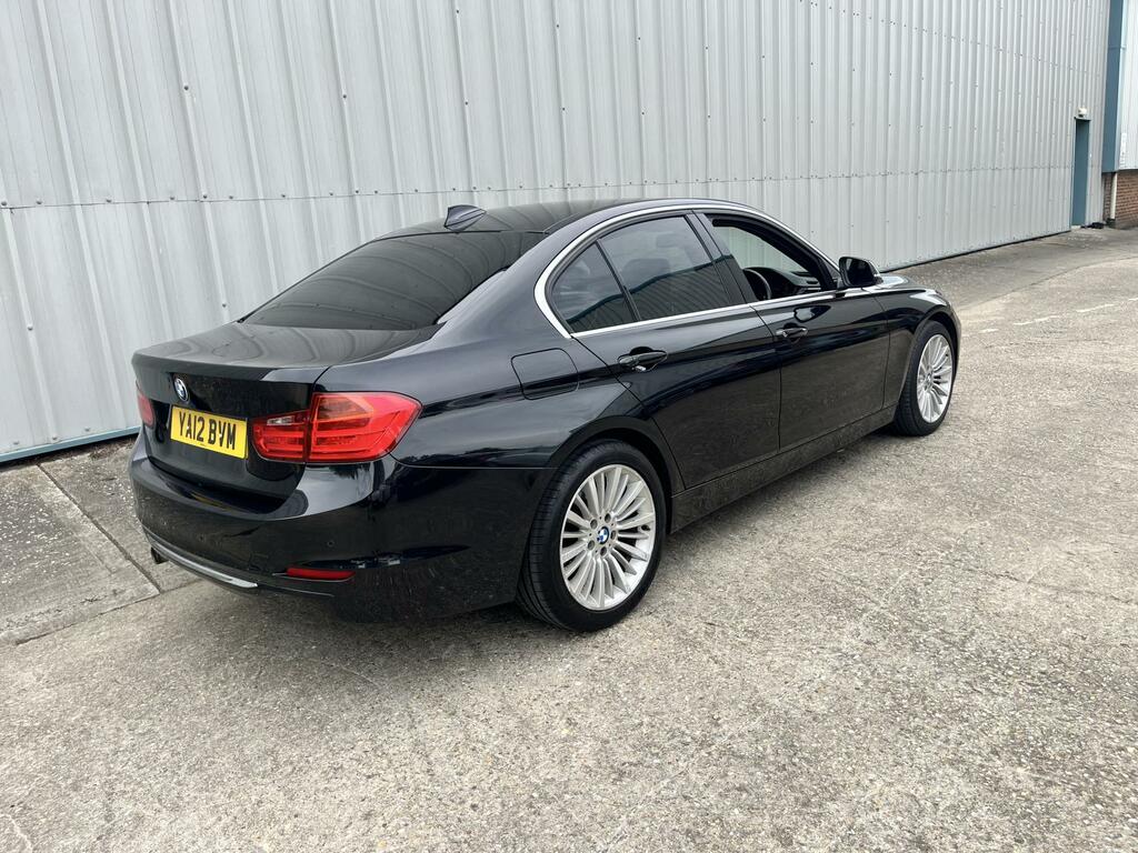 BMW 3 Series Luxury Black #5