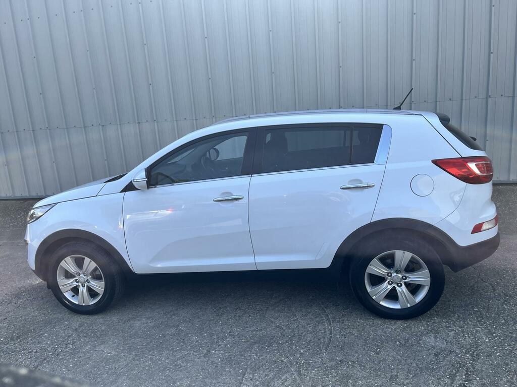 Kia Sportage 1.7 Crdi Ecodynamics 2 Suv 2Wd E White #2