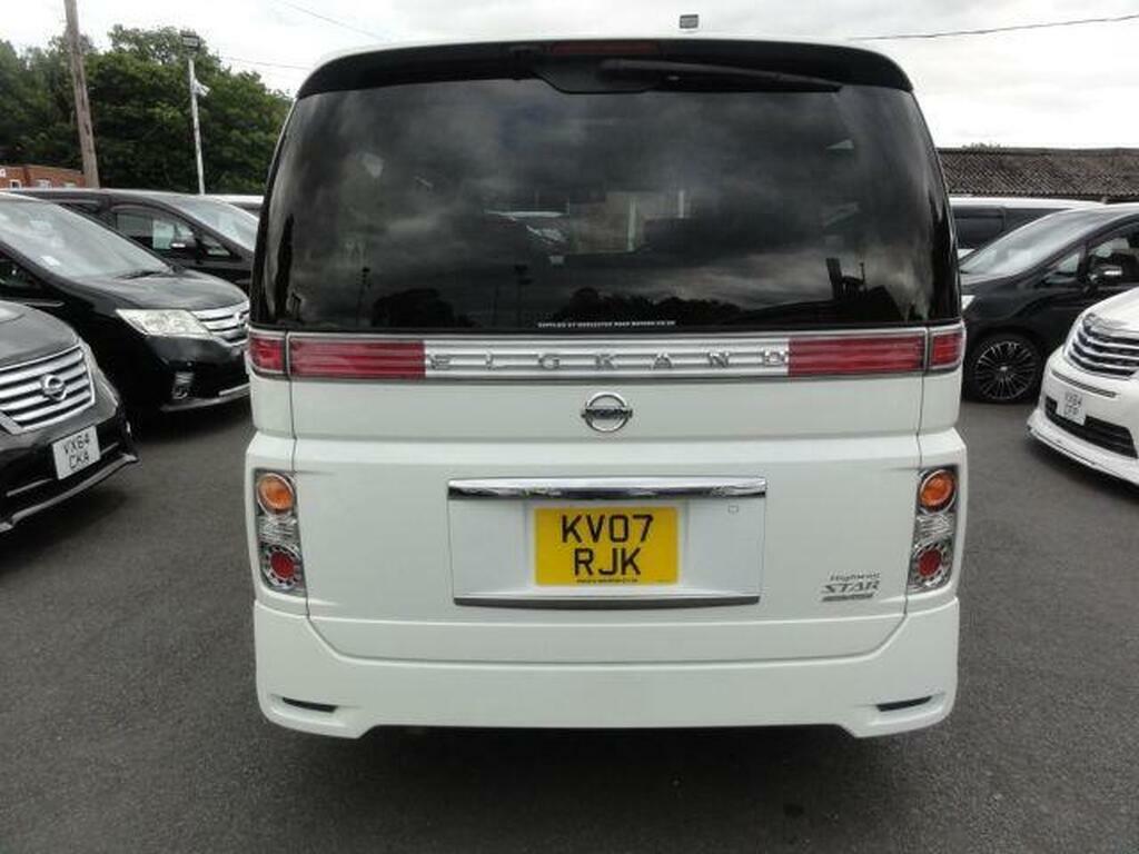 Nissan Elgrand Pop Top 4 Berth Full Camper Conversion White #11