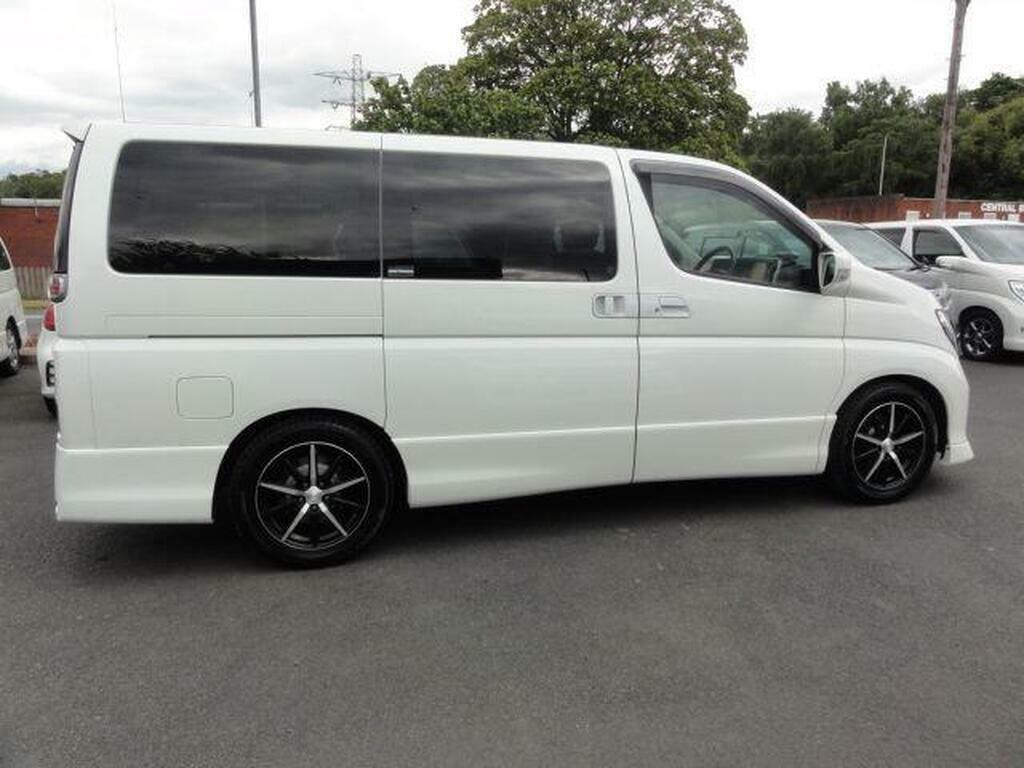Nissan Elgrand Pop Top 4 Berth Full Camper Conversion White #10