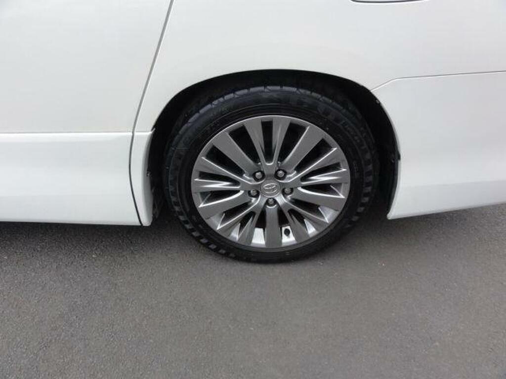 Toyota Alphard 7Seatseletricdoorsrcamgreatcleancar White #18