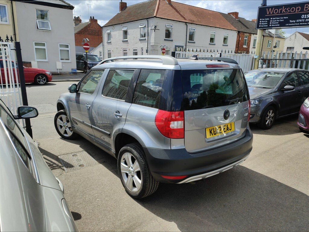 Skoda Yeti 2.0 Tdi Se Plus Euro 5 Grey #5