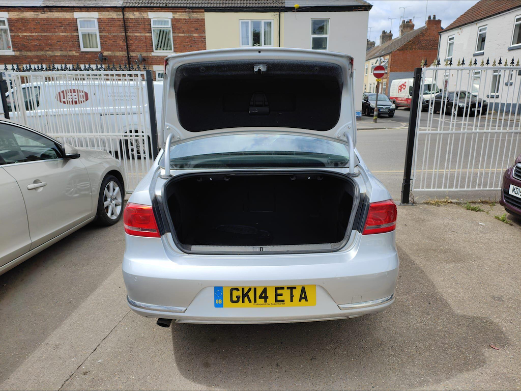 Volkswagen Passat 1.6 Tdi Bluemotion Tech Executive Euro 5 Ss Silver #6