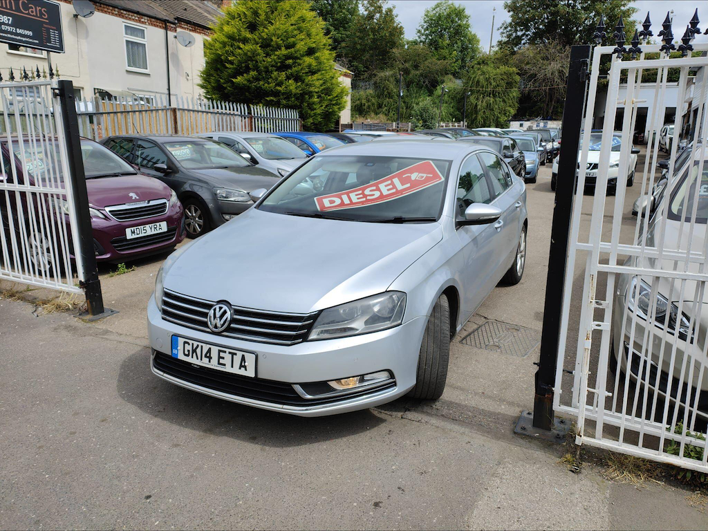 Volkswagen Passat 1.6 Tdi Bluemotion Tech Executive Euro 5 Ss Silver #3