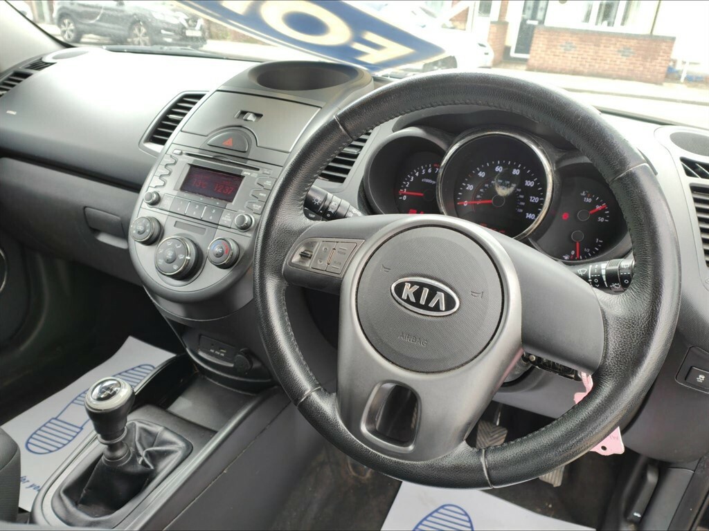 Kia Soul 1.6 2 Black #13