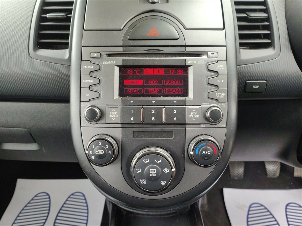 Kia Soul 1.6 2 Black #18