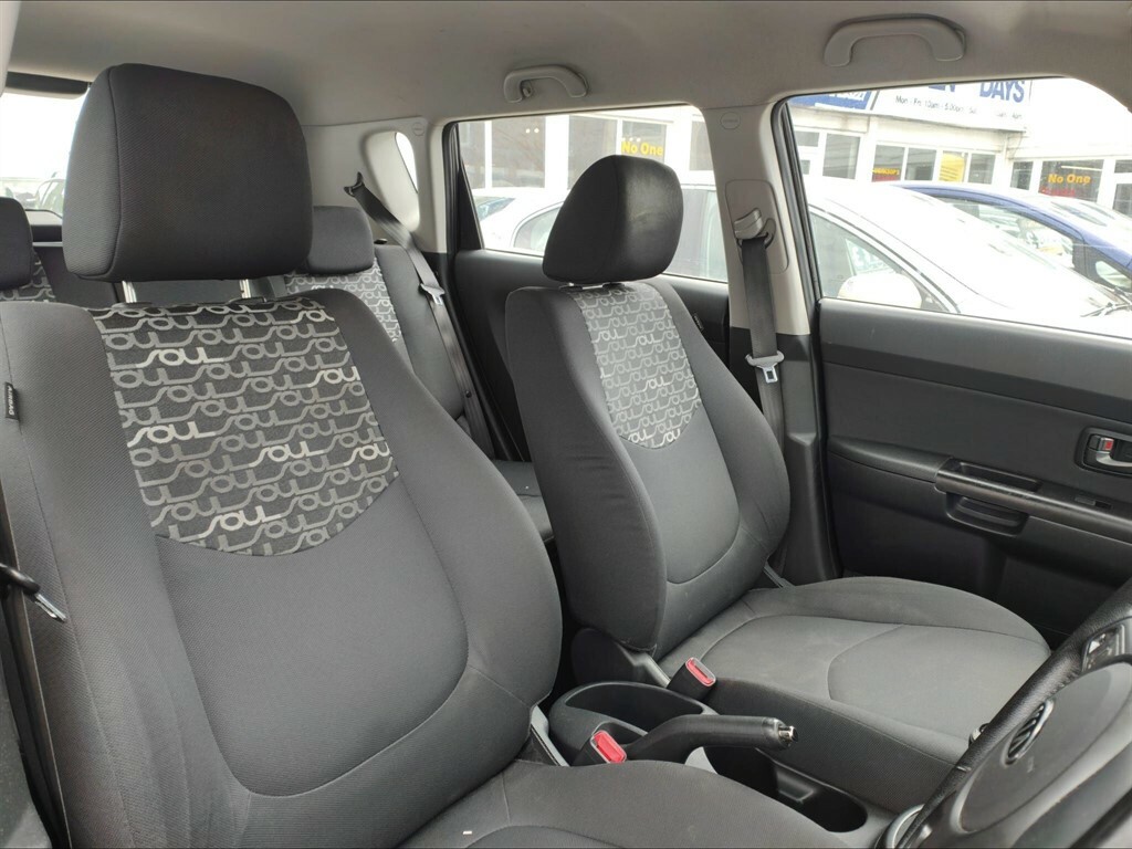Kia Soul 1.6 2 Black #12