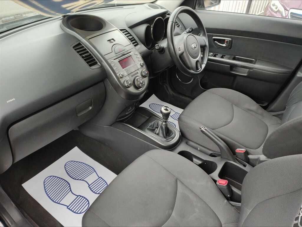 Kia Soul 1.6 2 Black #19