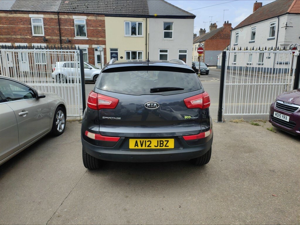 Kia Sportage 2 White #4