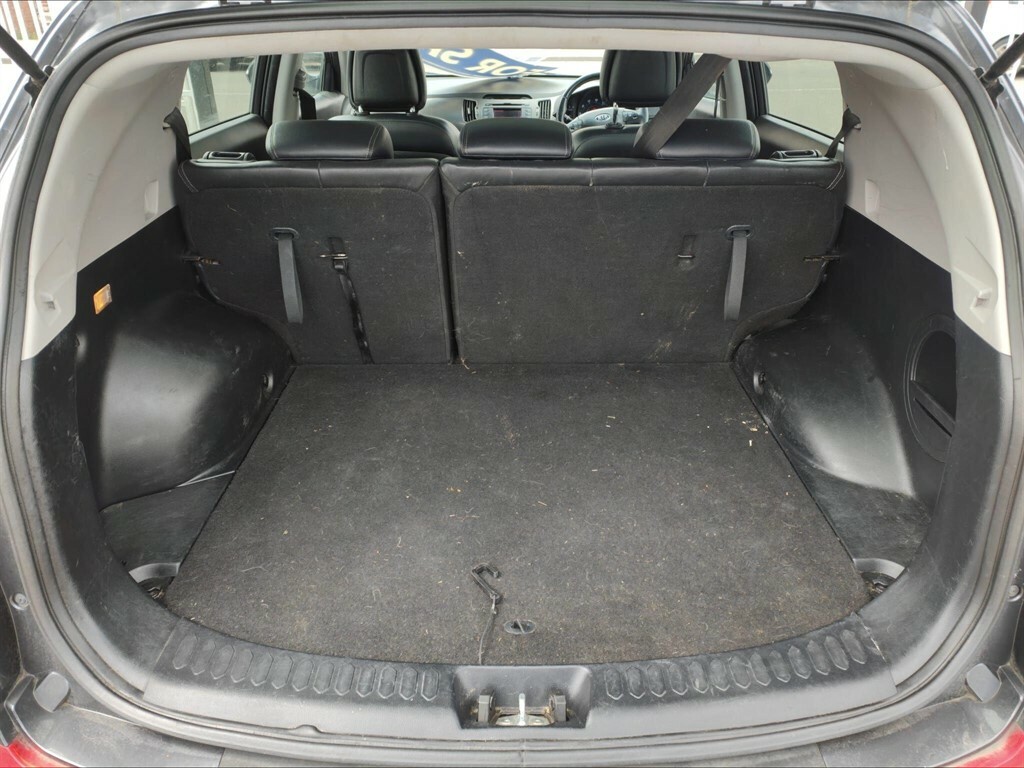 Kia Sportage 2 White #8