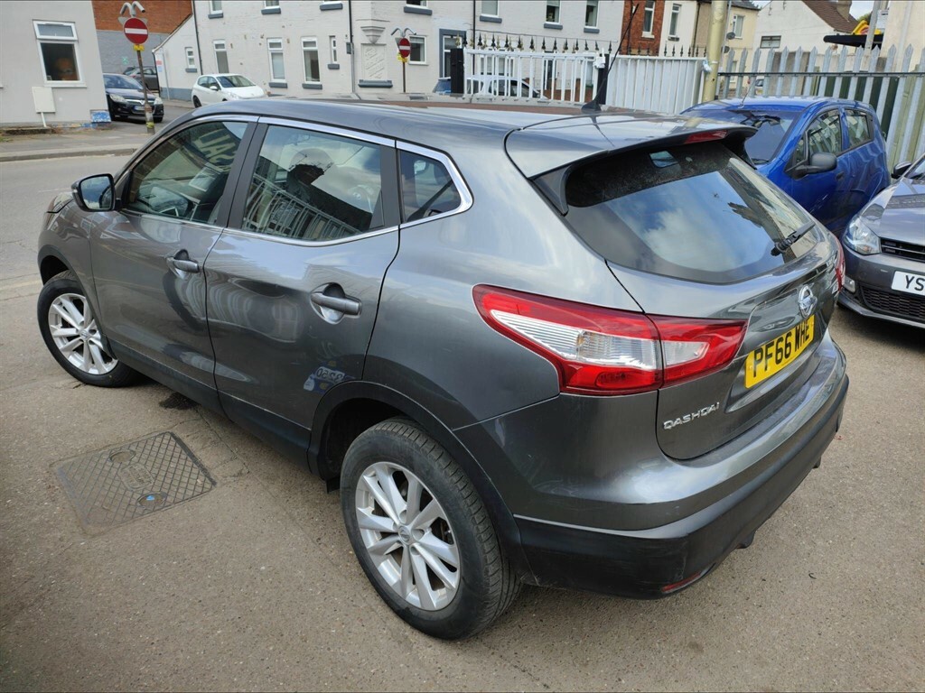 Nissan Qashqai 1.2 Dig-t Acenta 2Wd Euro 6 Ss PF66WHE Grey #4