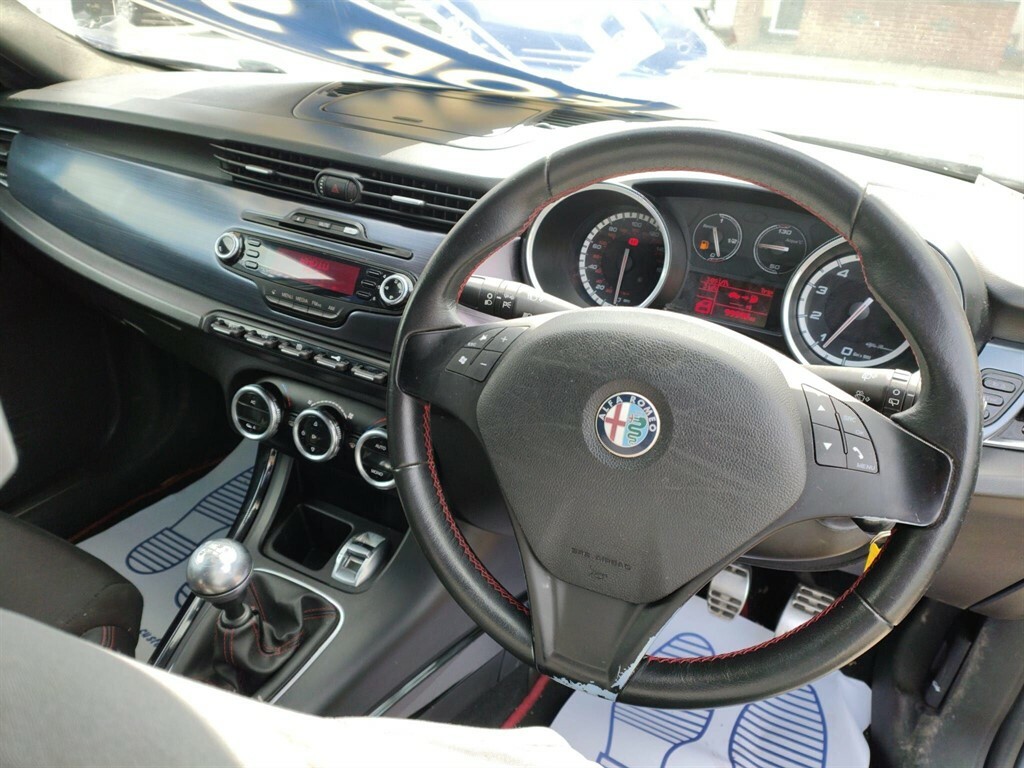 Alfa Romeo Giulietta Veloce Red #18