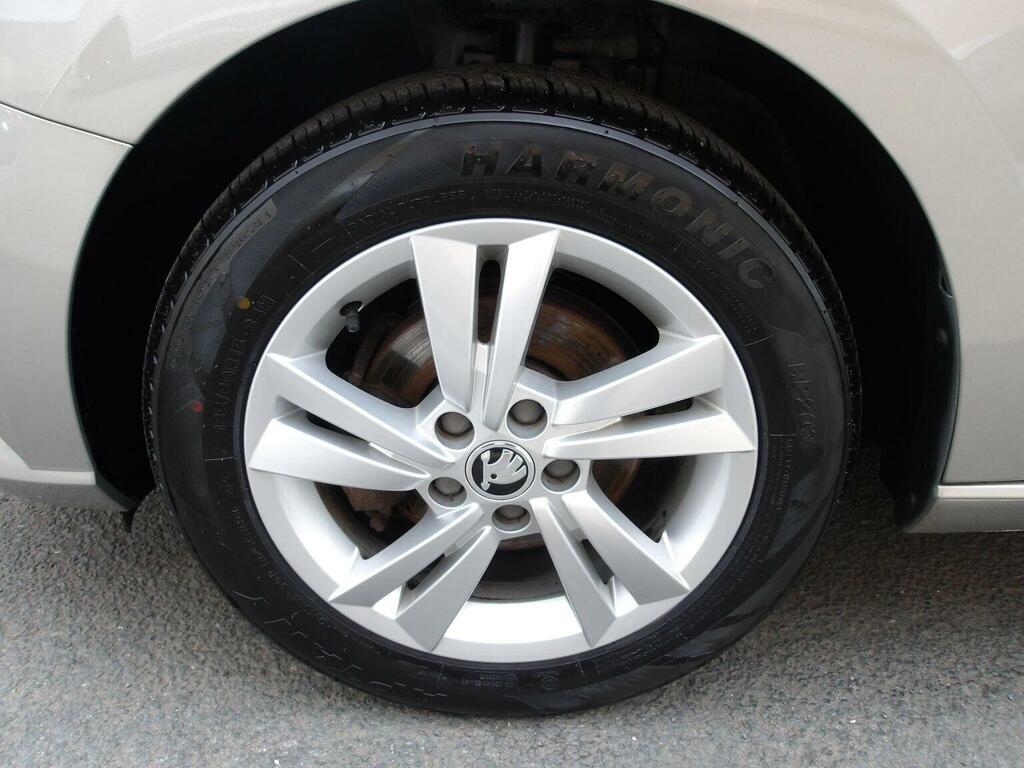 Skoda Fabia Fabia Se Tsi Blue #8