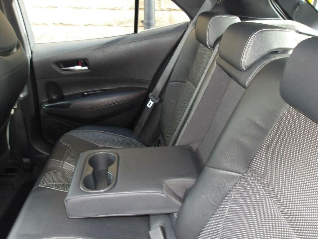Toyota Corolla Corolla Icon Hev Cvt Red #13