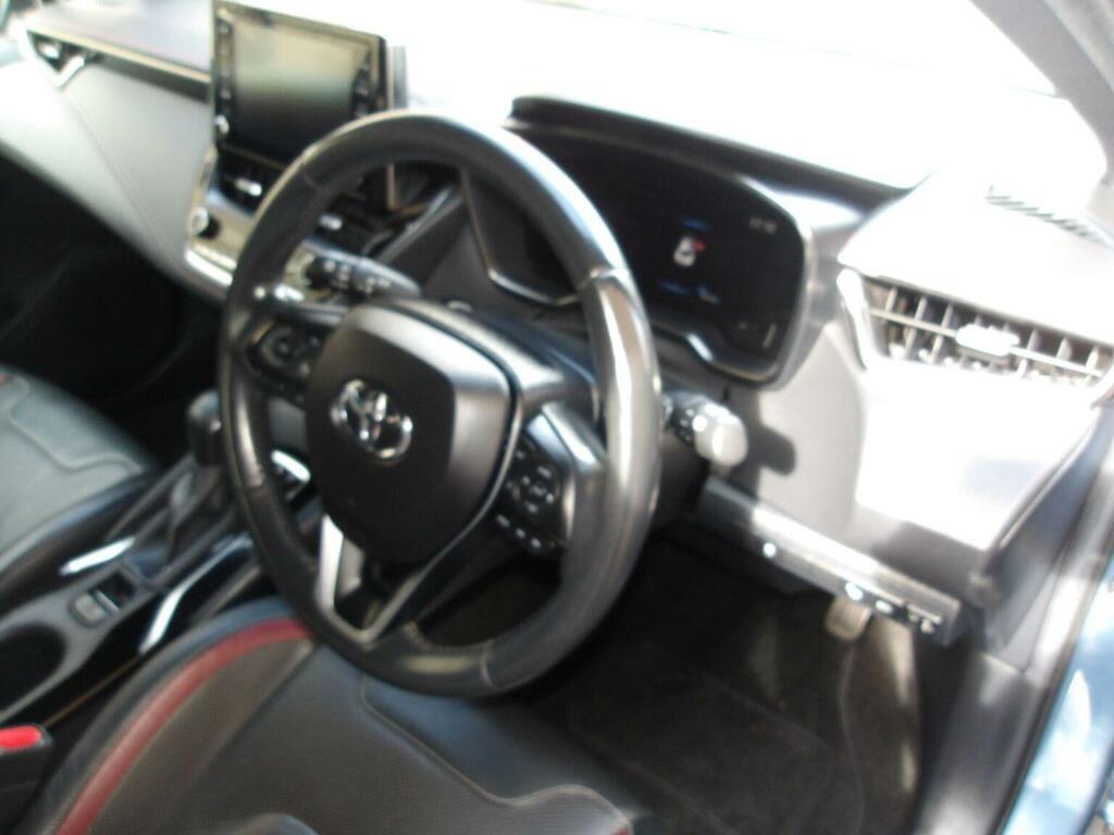 Toyota Corolla Corolla Icon Hev Cvt Red #18