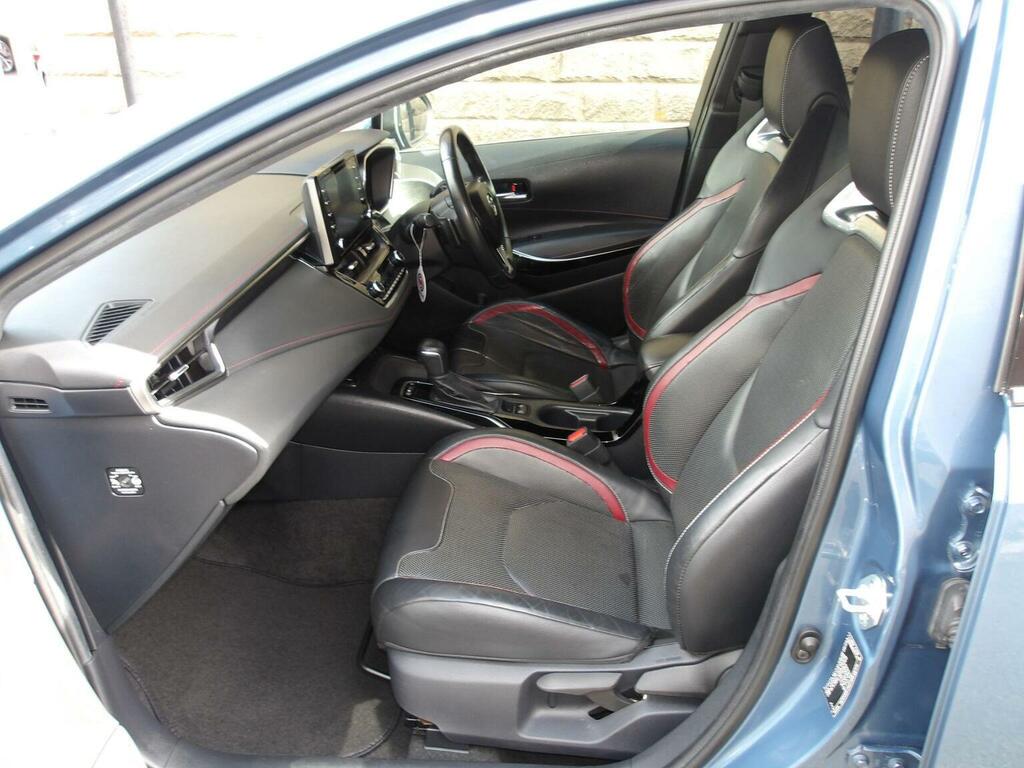 Toyota Corolla Corolla Icon Hev Cvt Red #11