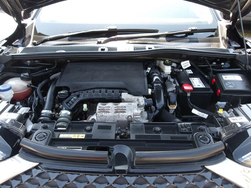 DS DS 3 Crossback Suv 1.2 Puretech Prestige Crossback Eat8 Euro 6 S Grey #9