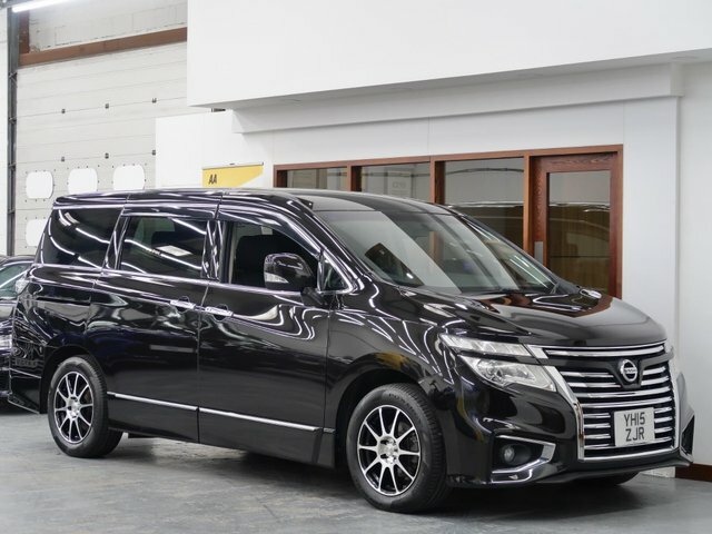 Nissan Elgrand Highway Star 2.5 Black